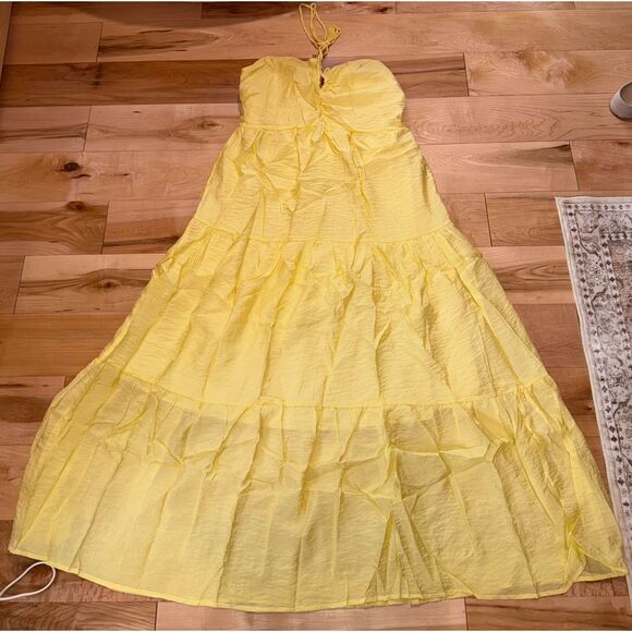 NWT Women's Yellow Tiered Halter Top Maxi Dress - Picture 1 of 5